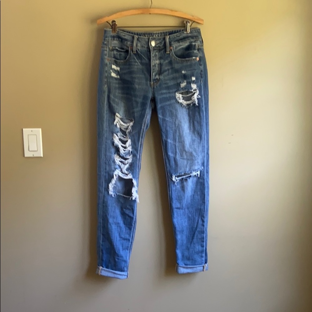 AEO Tomgirl Jean